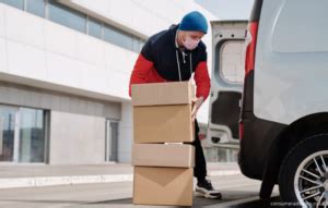 do hermes deliver on sunday